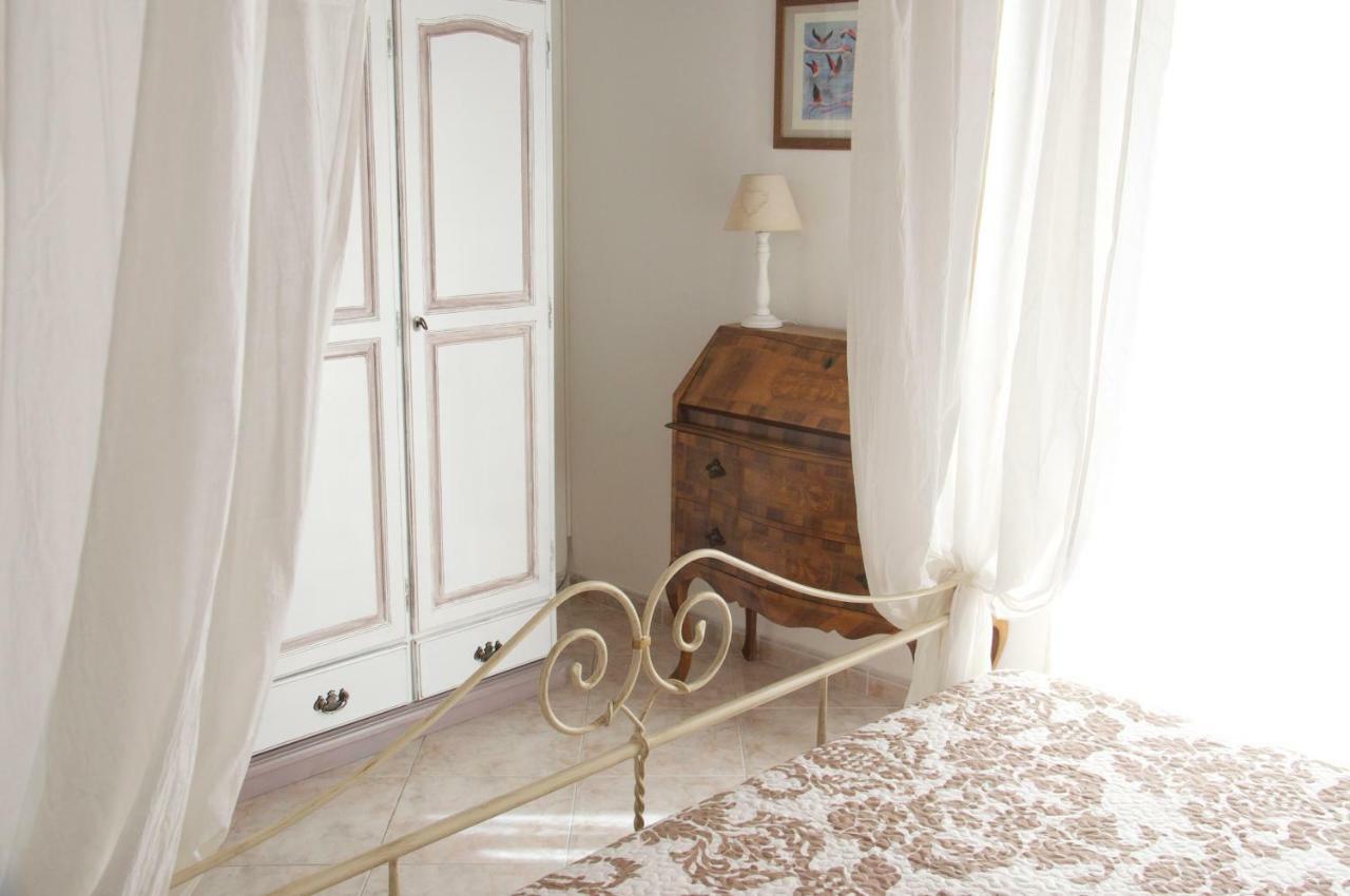 New Romantic Suite Cagliari Exterior photo